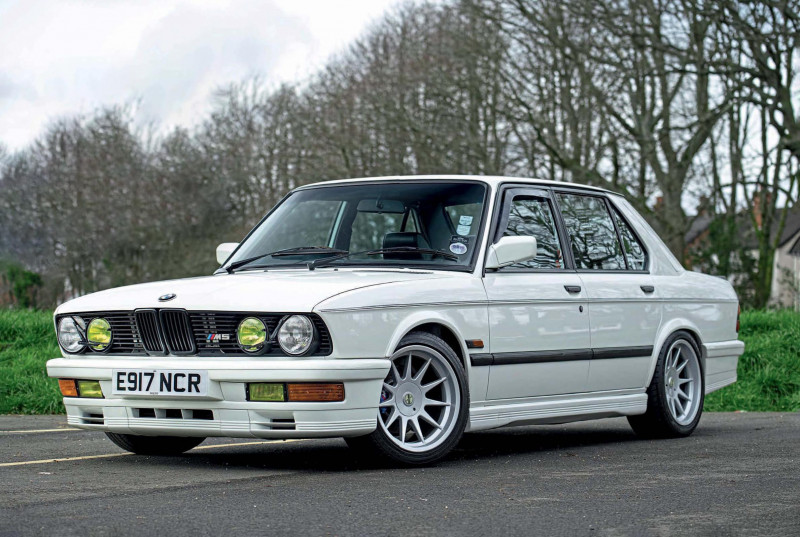 1985 BMW M5 E28 with factory body kit