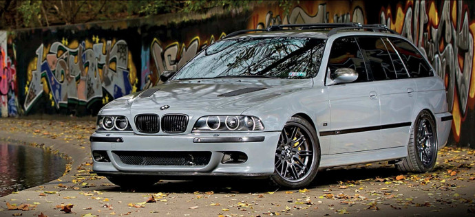 https://drives.today/upload/001/u105/1/b/supercharged-626whp-bmw-m5-touring-e39-image-big.jpg