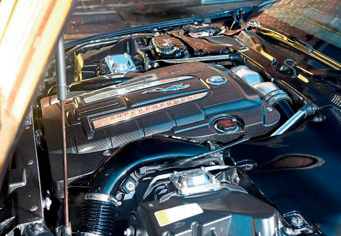 Uprated 561bhp 2008 Jaguar XKR Coupe X150 - engine
