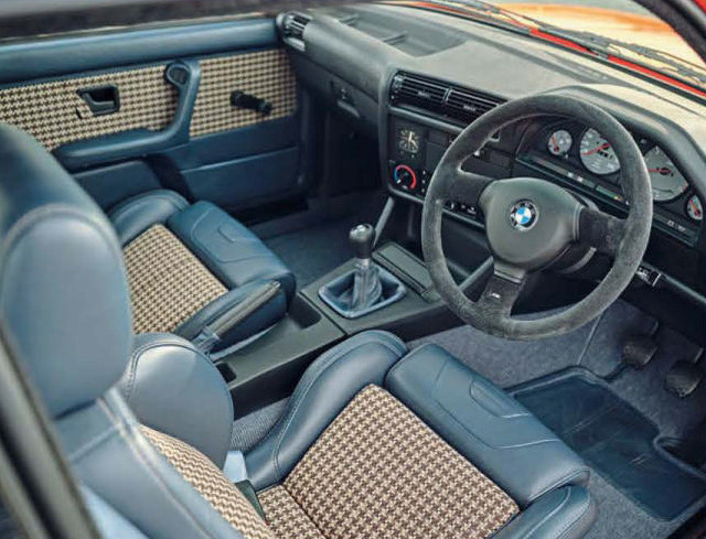 1989 BMW 318is Coupe E30 - interior